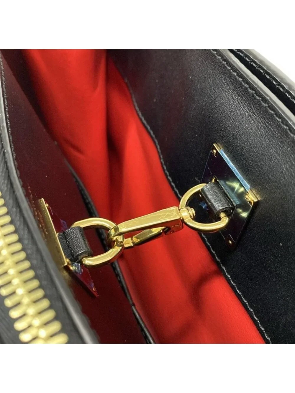 Louis Vuitton Handbag City Steamer MM Rouge Noir Leather - Picture 13 of 15